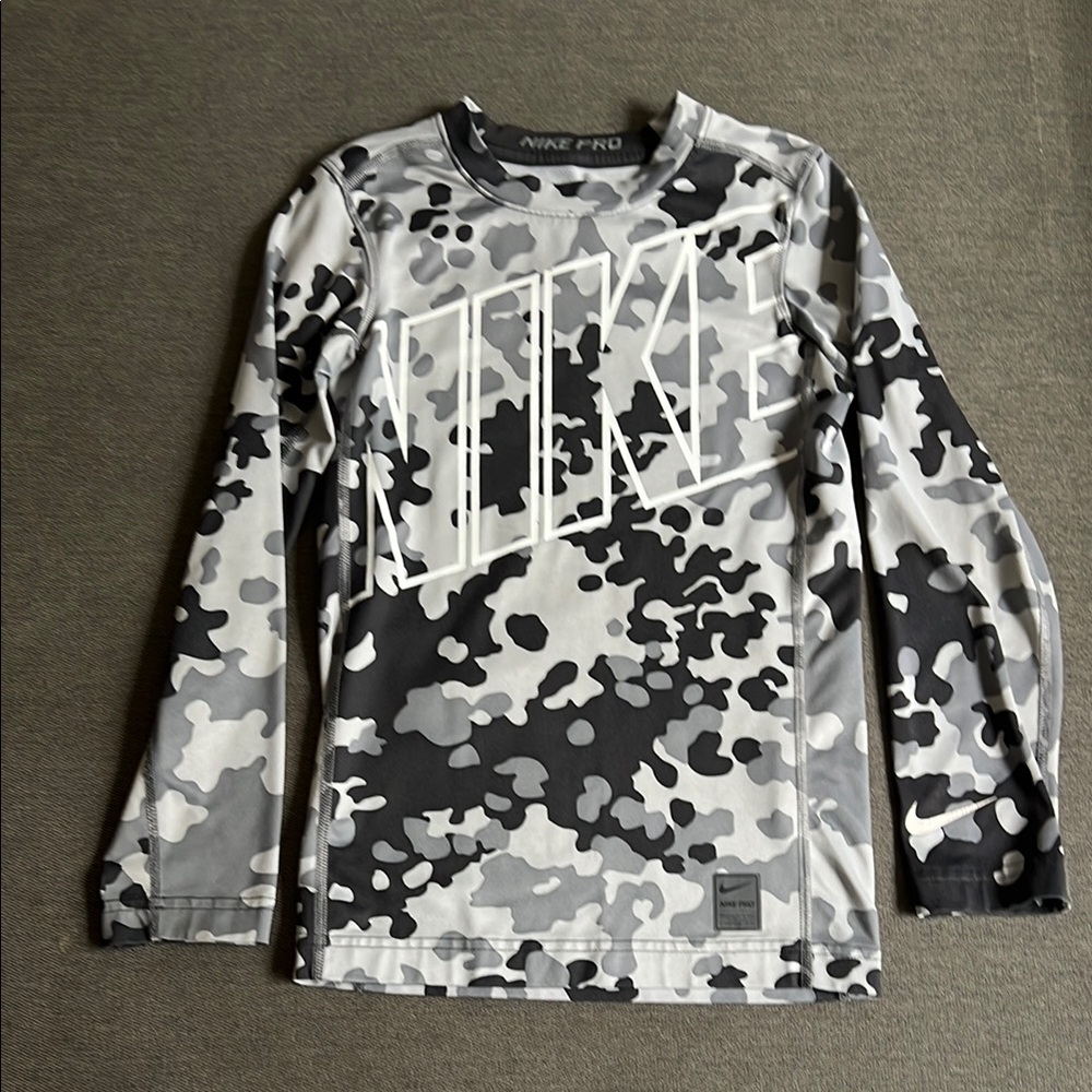 Nike Pro Camo Long Sleeve Shirt